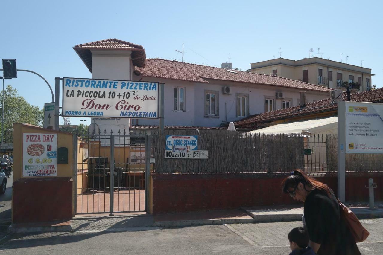 Hotel Houston Livorno - Struttura Esclusivamente Turistica - Not For Business Or Workers Eksteriør billede