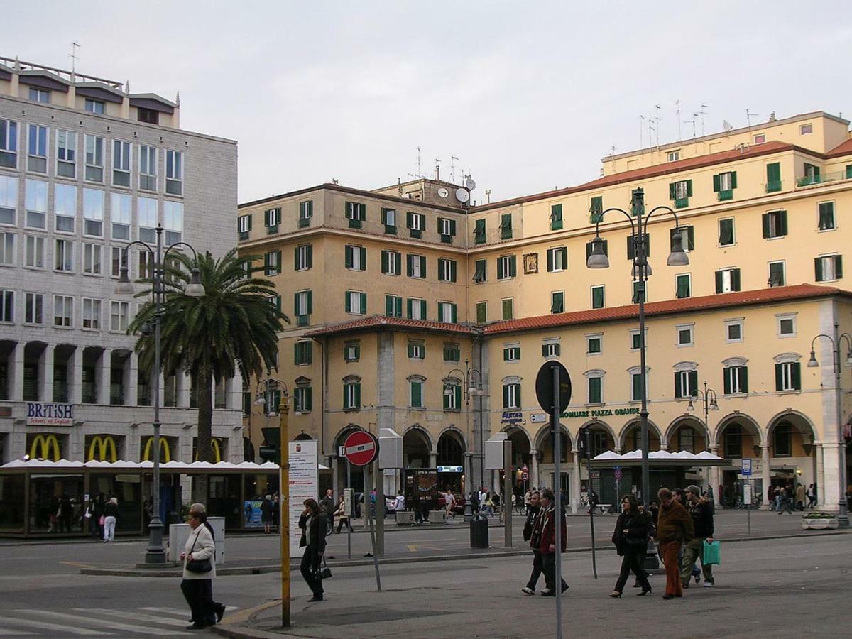 Hotel Houston Livorno - Struttura Esclusivamente Turistica - Not For Business Or Workers Eksteriør billede