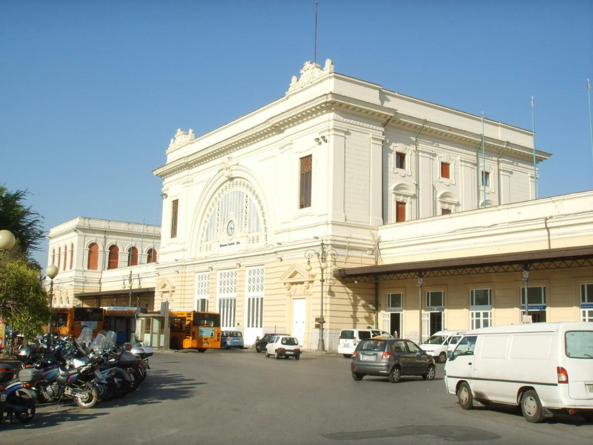 Hotel Houston Livorno - Struttura Esclusivamente Turistica - Not For Business Or Workers Eksteriør billede